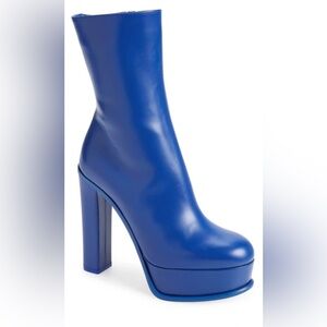 Alexander McQueen electric blue leather platform bootie US 6